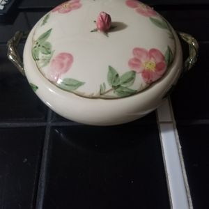 Vintage Franciscan Desert Rose covered round pot